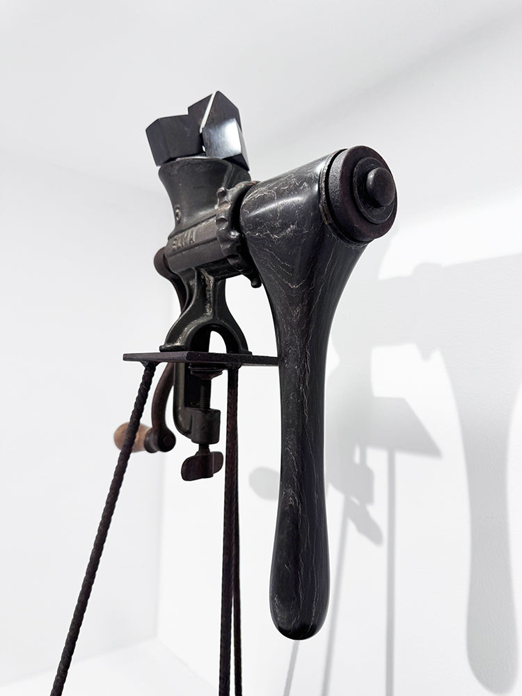 Isidre Tolosa · Liquid machine